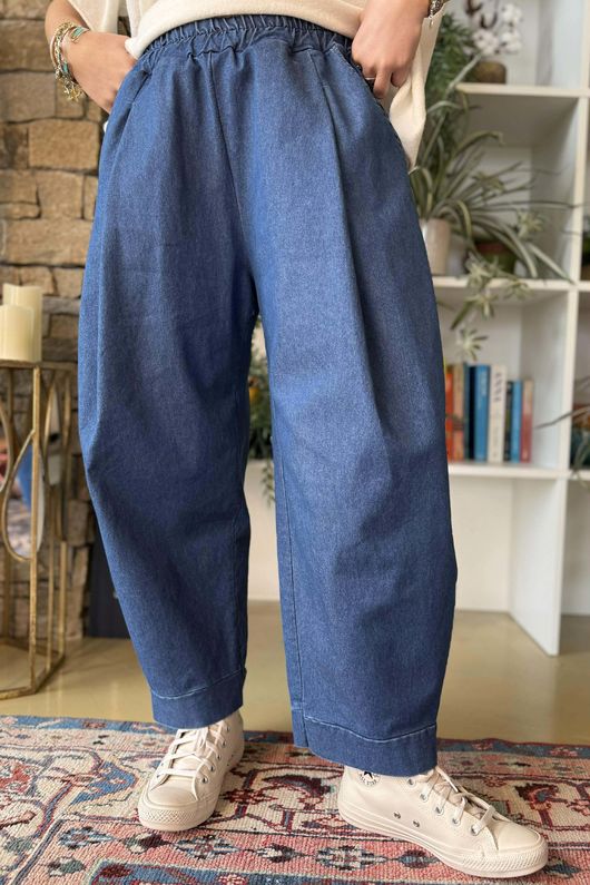 Juno Pleat Barrel Jean Mid